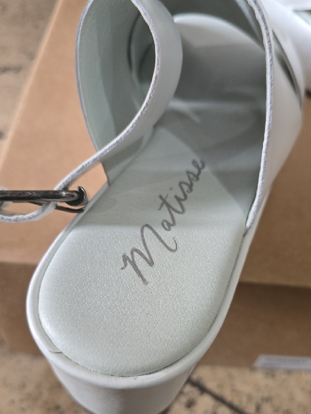 Matisse White Platform RUNAWAY Slingback Sandal - Picture 2 of 6